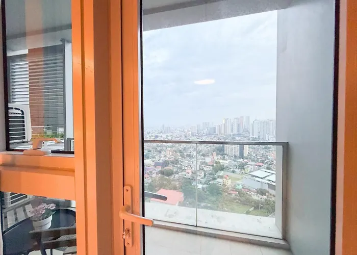 Chic 1br In Uptown Bgc Near Hyatt #upt226q Manila
