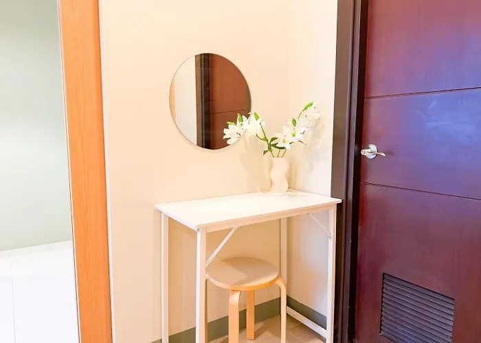 Chic 1br In Uptown Bgc Near Hyatt #upt226q *