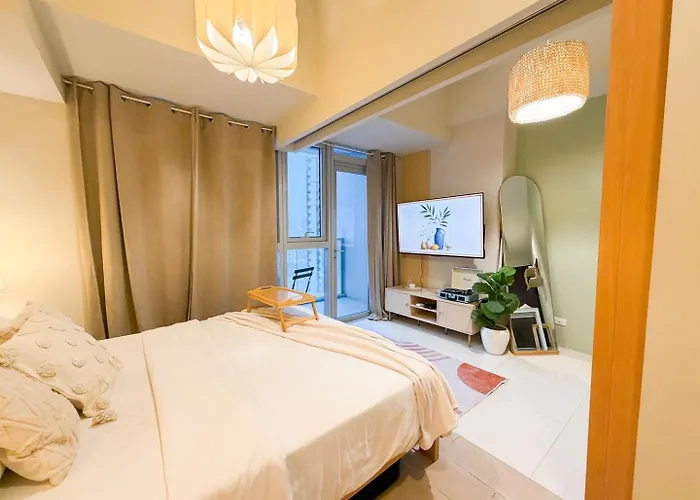 Holiday home Chic 1br In Uptown Bgc Near Hyatt #upt226q Manila